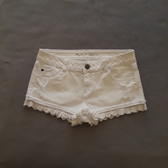Almost Famous Pants - White jean shorts with lace trim